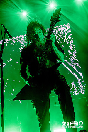 Acid Bath in concert