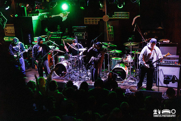 Balmora in concert