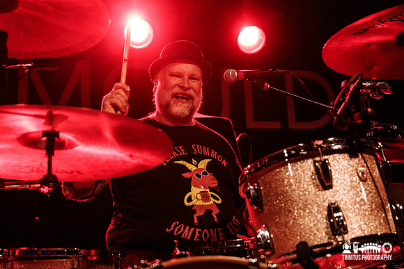 J Robbins in concert