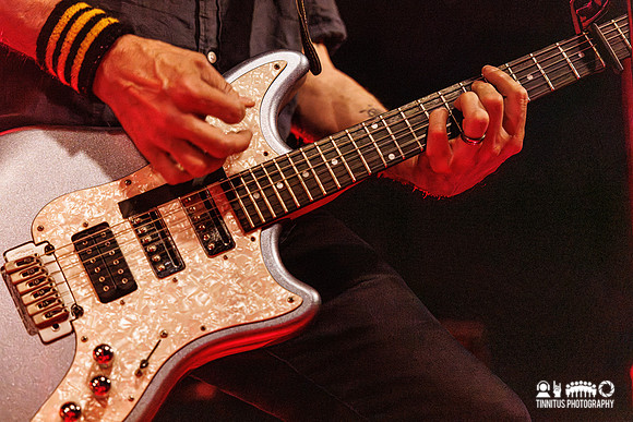 J Robbins in concert