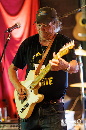 Ed Crawford Band in concert