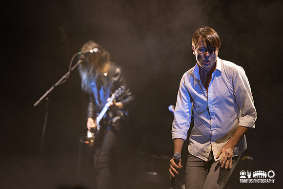 Suede in concert