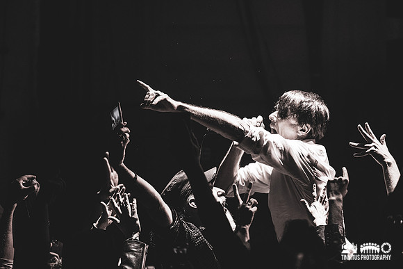Suede in concert
