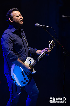 Manic Street Preachers in concert