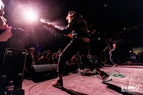 Weakened Friends in concert