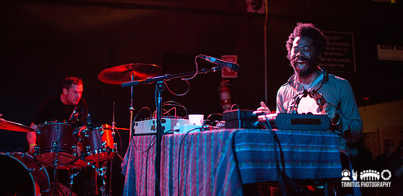 OM in concert