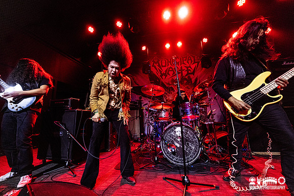Early Moods in concert