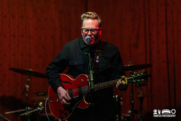 Aaron Perrino in concert