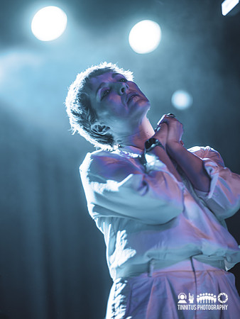 Cate Le Bon in concert