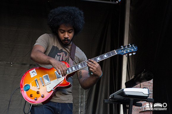 Speedy Ortiz in concert