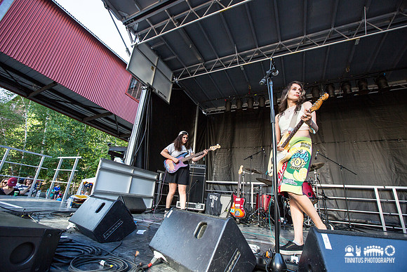 Speedy Ortiz in concert