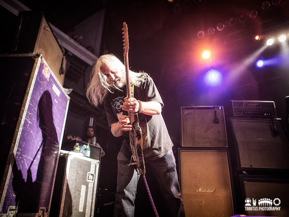 Dinosaur Jr in concert