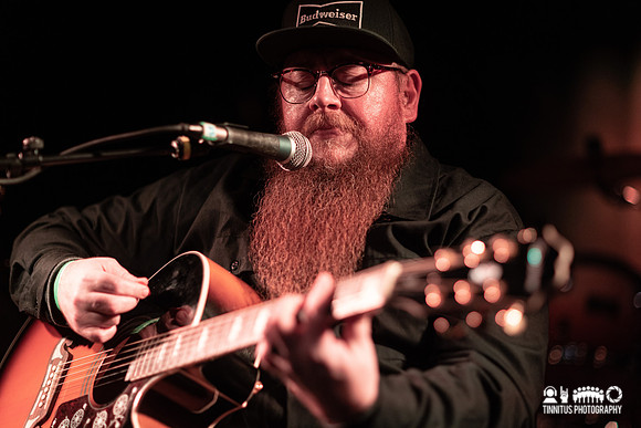 Jim Healey in concert