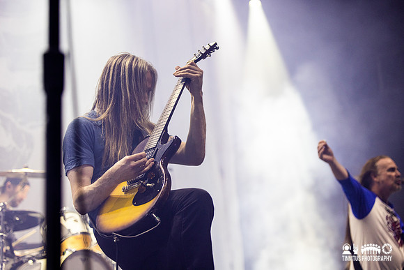 Carcass in concert