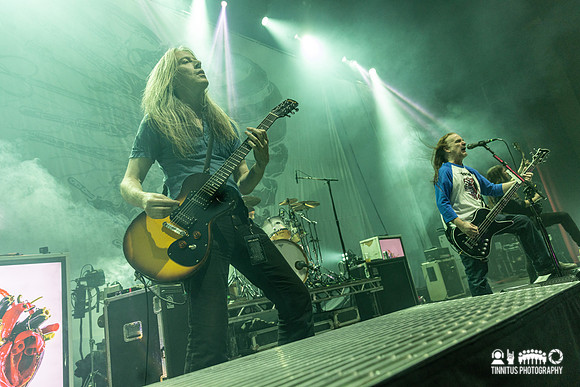 Carcass in concert