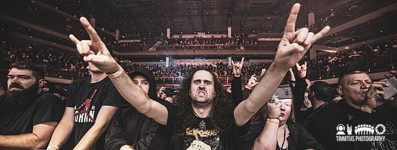 Carcass in concert