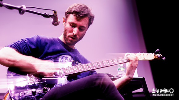 Eli Winter in concert