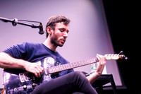Eli Winter in concert