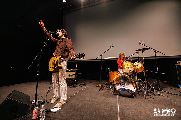 The Sharp Pins in concert