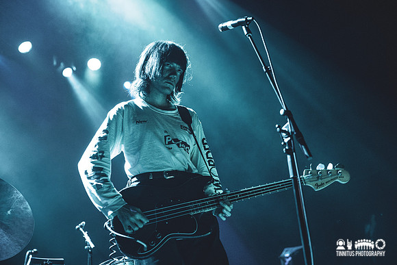 Glove in concert