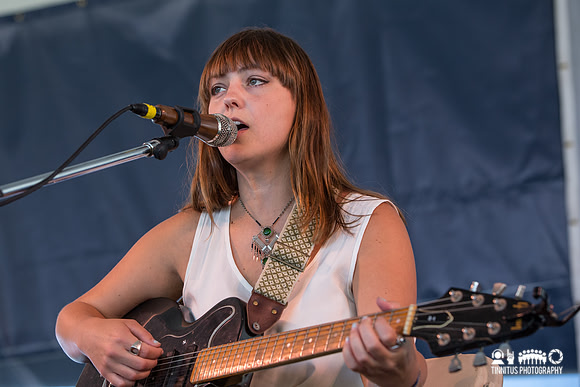Angel Olsen in concert