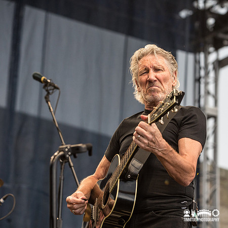 Roger Waters with My Morning Jacket and Lucius in concert