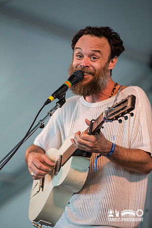 Rodrigo Amarante in concert