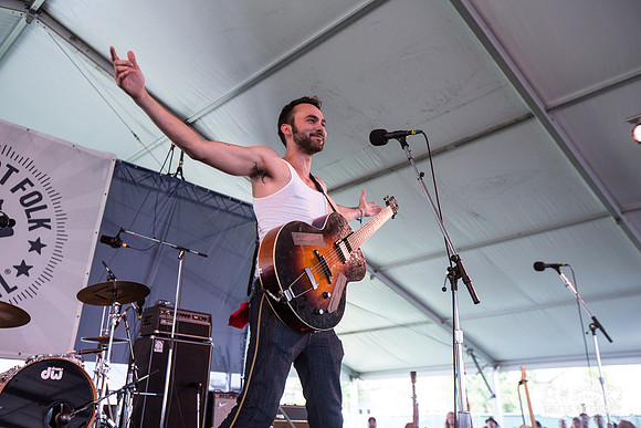 Shakey Graves in concert