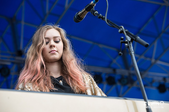 First Aid Kit in concert