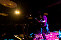 Split Single in concert