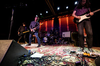 Split Single in concert