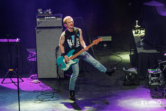 The Chats in concert