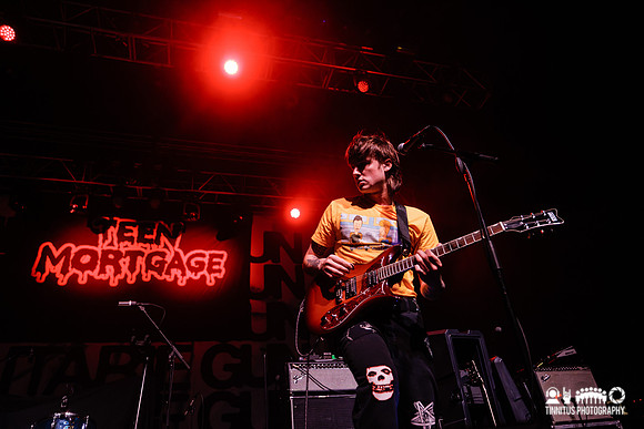 Teenage Mortgage in concert