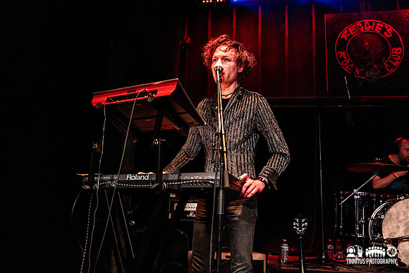 Coma Club in concert