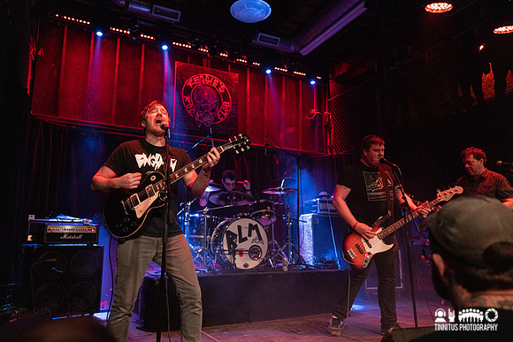 The Brokedowns in concert