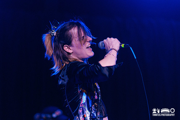 KO Queen in concert