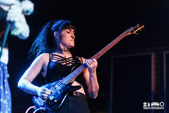 KO Queen in concert