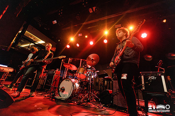 Swirlies in concert