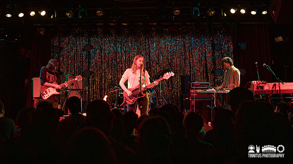 Hatchie in concert