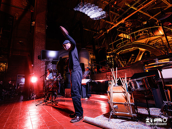 Amirtha Kidambi & Music Research Strategies in concert