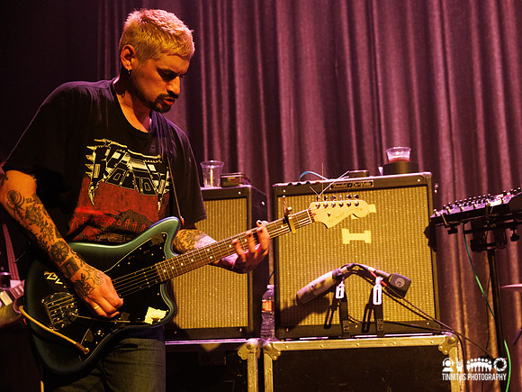 Dry Cleaning in concert