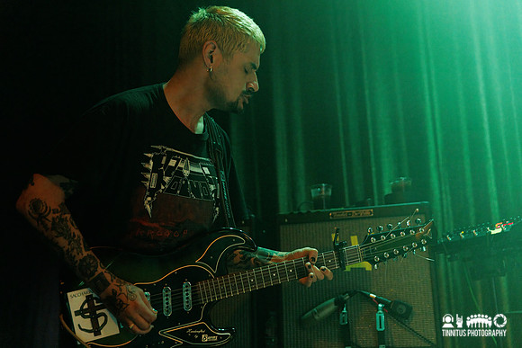 Dry Cleaning in concert