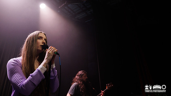 Dry Cleaning in concert