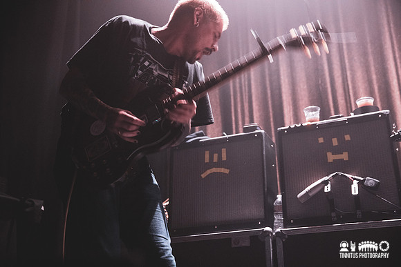 Dry Cleaning in concert