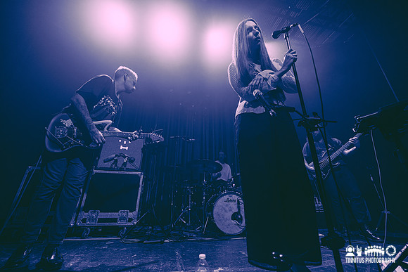 Dry Cleaning in concert