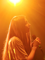 Dry Cleaning in concert
