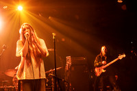 Dry Cleaning in concert