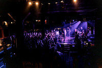 Dry Cleaning in concert