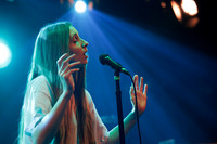 Dry Cleaning in concert