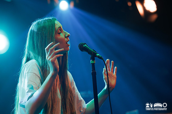 Dry Cleaning in concert